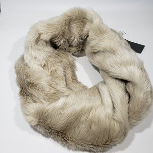 ABERCROMBIE & FITCH FAUX FUR SHAWL